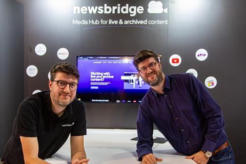 D3-NewsBridge_BR_3119