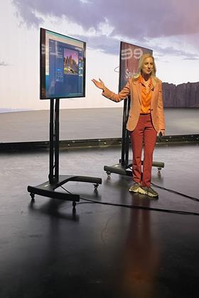 Pinar Seyhan Demirdag demonstrates Cuebric to filmmakers. Photo credit Seyhan Lee