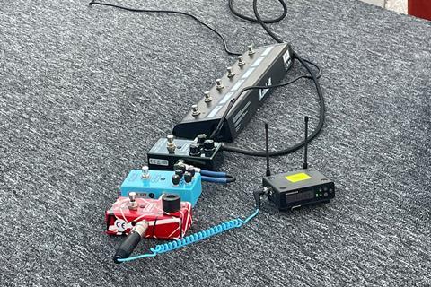 The wireless pedal board